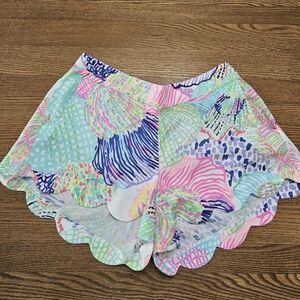 Lilly Pulitzer Dahlia Scallop Short, Sz XL GUC